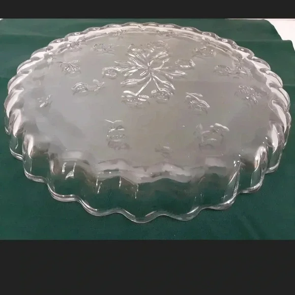 Savannah platter Antique pie/Quiche Dish - Picture 3 of 4